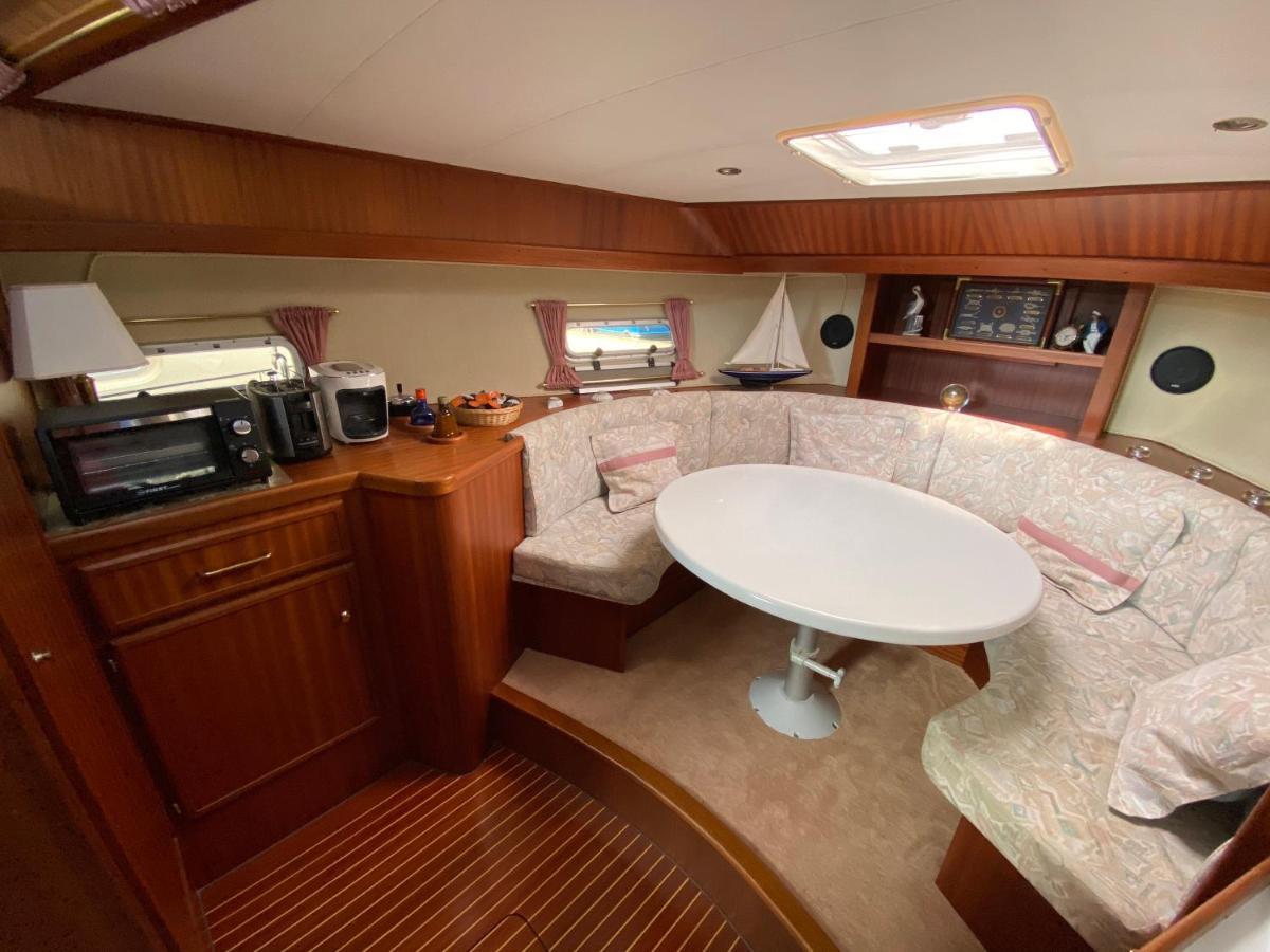 Luxusurlaub Auf Der Amavida Yacht / Scharmuetzelsee Bad Saarow Exterior foto